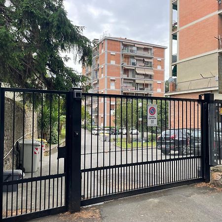Appartamento Con Parcheggio Vicino Alla Stazione E Centro La Spezia Extérieur photo