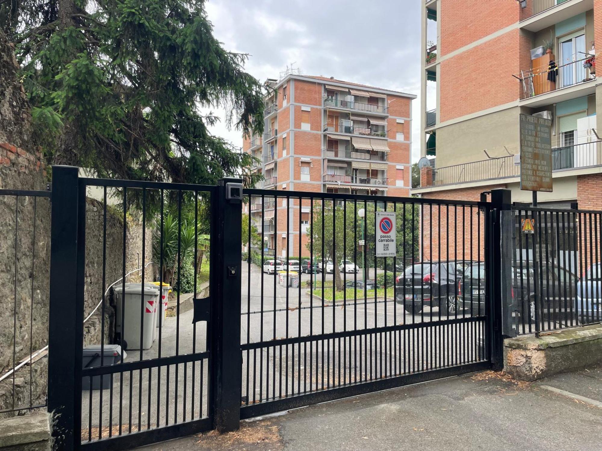 Appartamento Con Parcheggio Vicino Alla Stazione E Centro La Spezia Extérieur photo