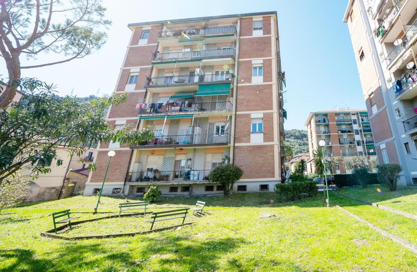 Appartamento Con Parcheggio Vicino Alla Stazione E Centro La Spezia Extérieur photo